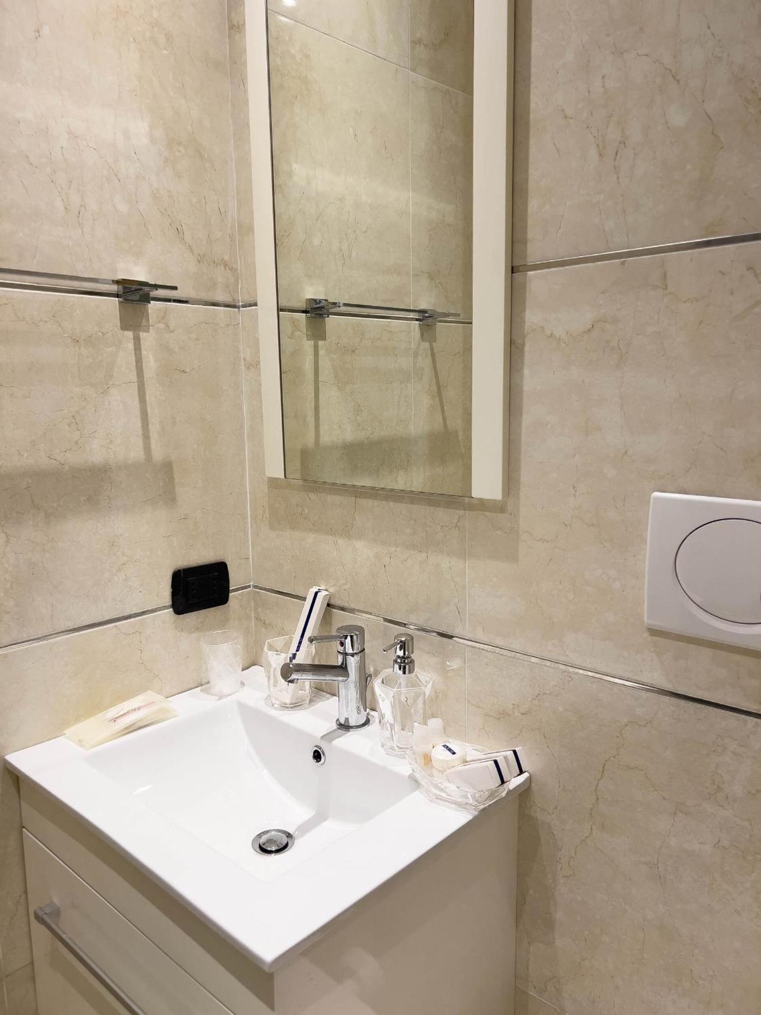 Sofia Guest House Рим Екстер'єр фото